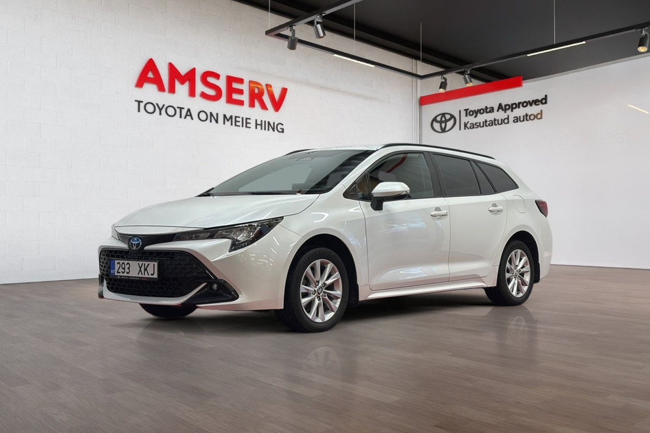 Toyota Corolla, 2023, 1.8, 72 kW, hybrid (petrol/electric), automatic, front-wheel drive