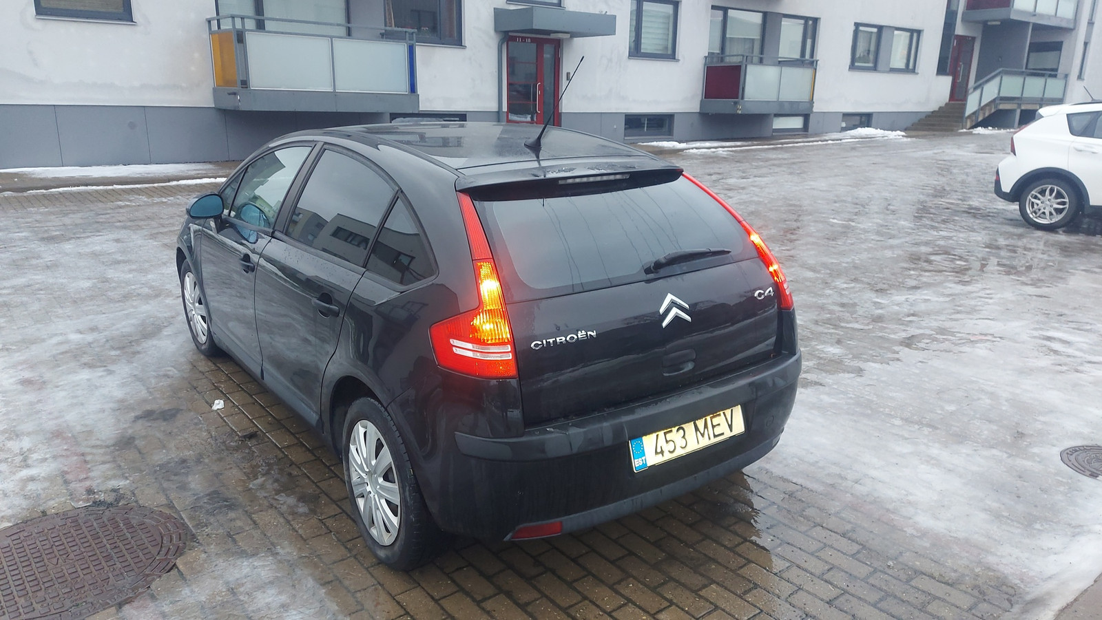Citroën C4, photo 3/12