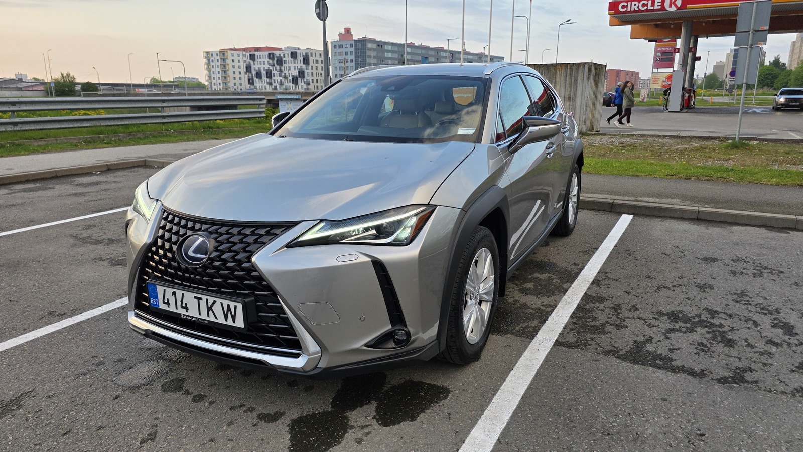Lexus UX 250 2020, kuva 3/10