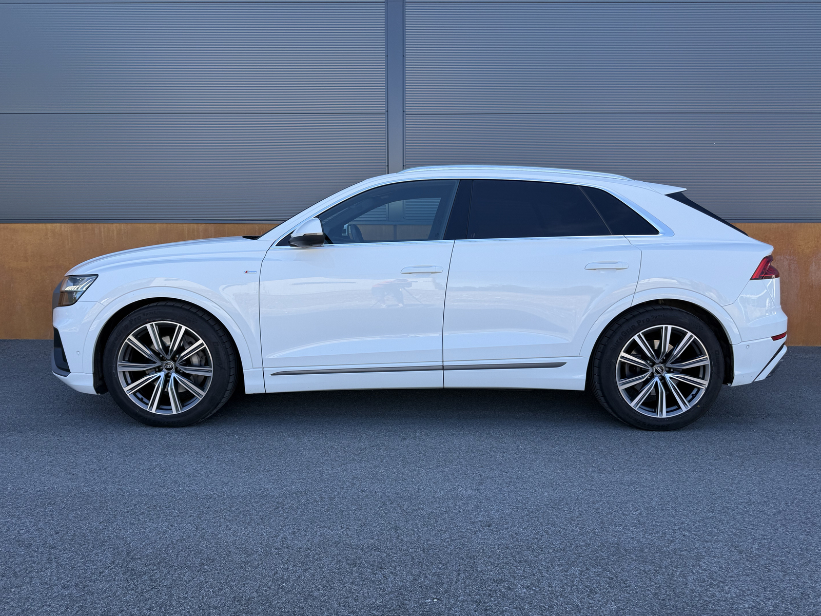 Audi Q8 2020, kuva 5/10