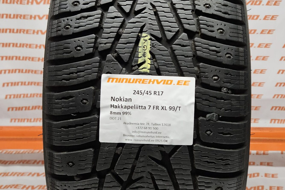 Used studded tire 245/45R17 Nokian Hakkapeliitta 7 FR XL 99/T