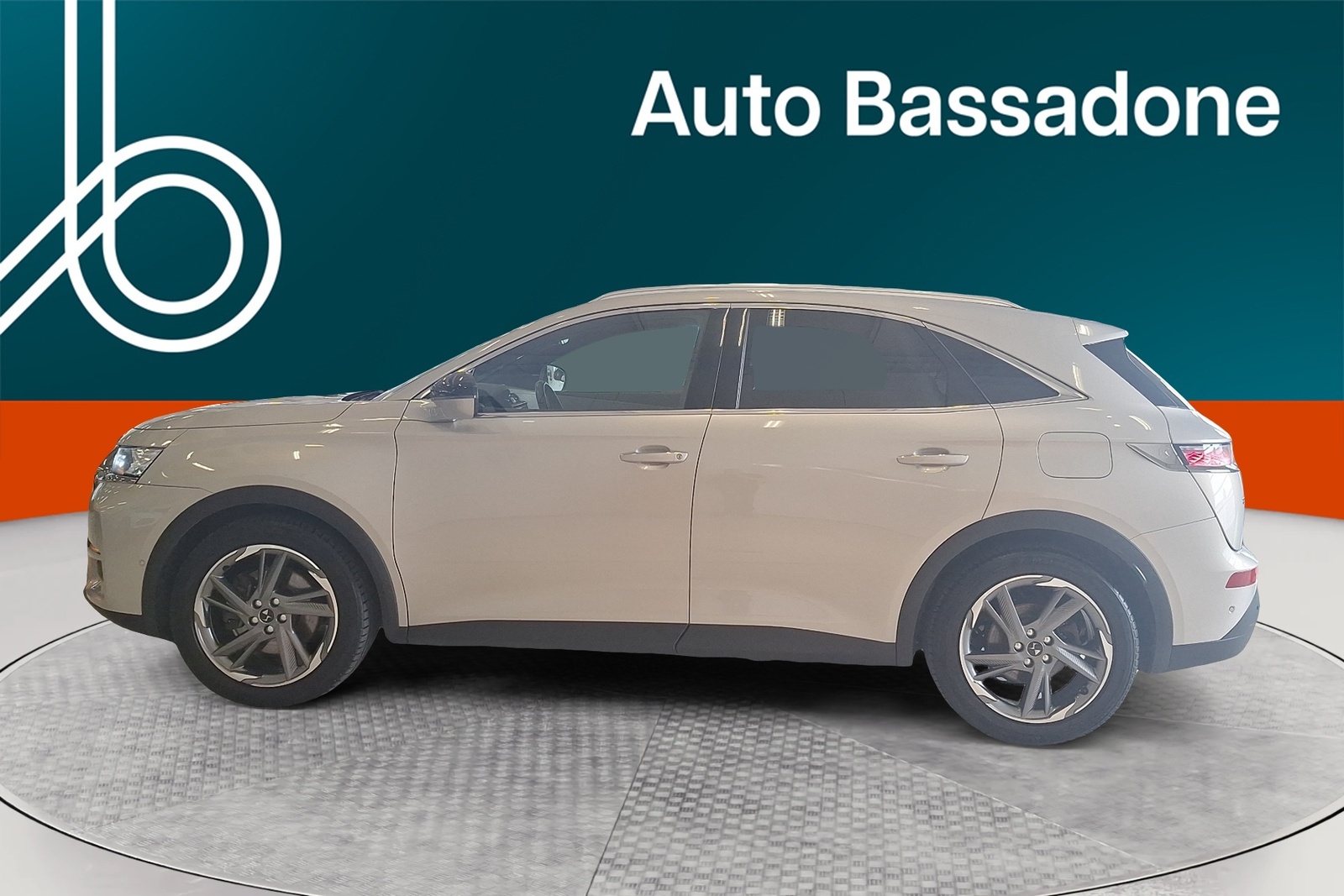 DS 7 Crossback 2021, kuva 2/10