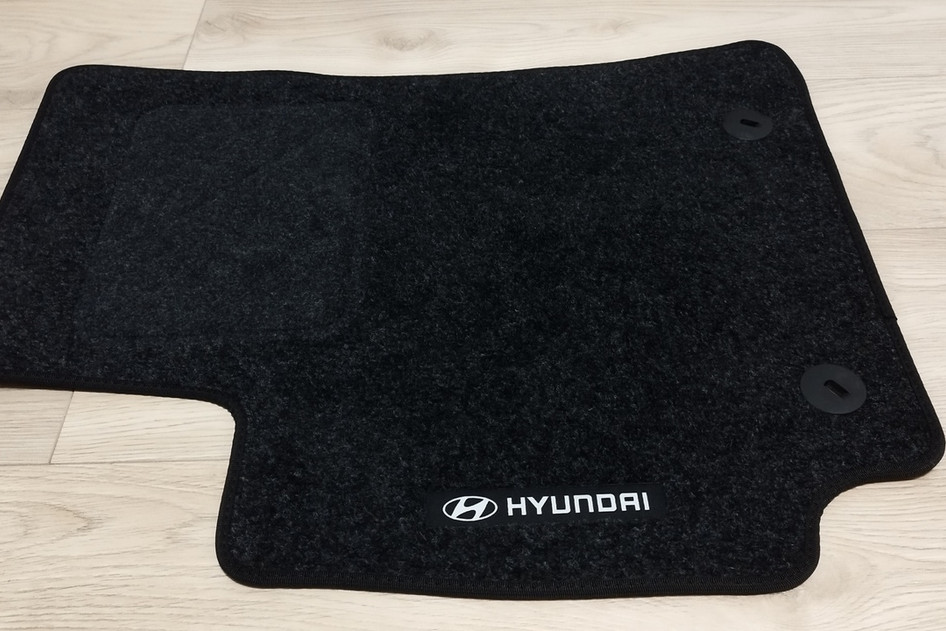Hyundai Kona HEV jalamatid