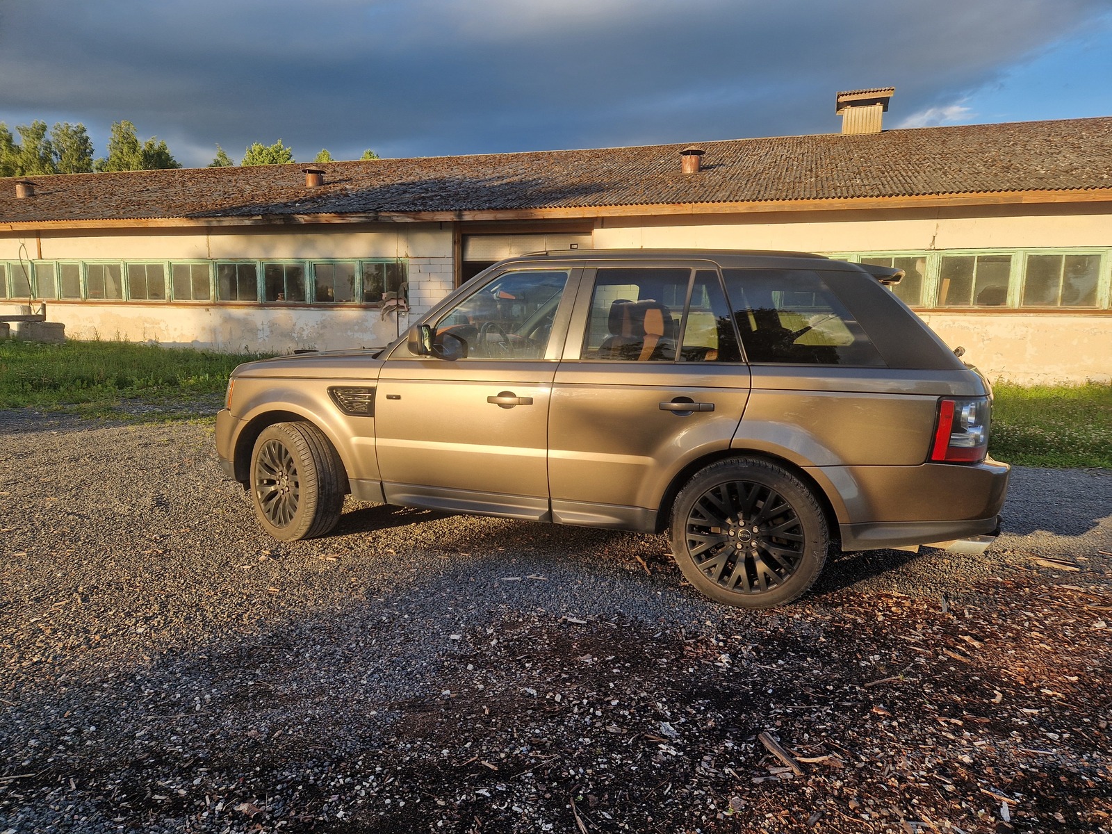 Land Rover Range Rover Sport 2012, kuva 7/9
