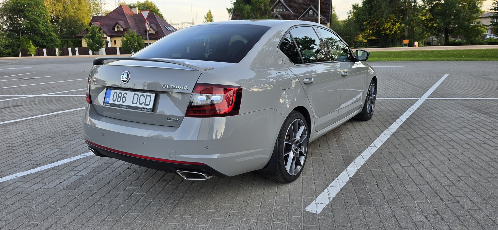 Škoda Octavia VRS 2019, photo 7/20