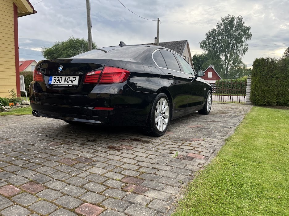 BMW 520 2012, photo 3/23