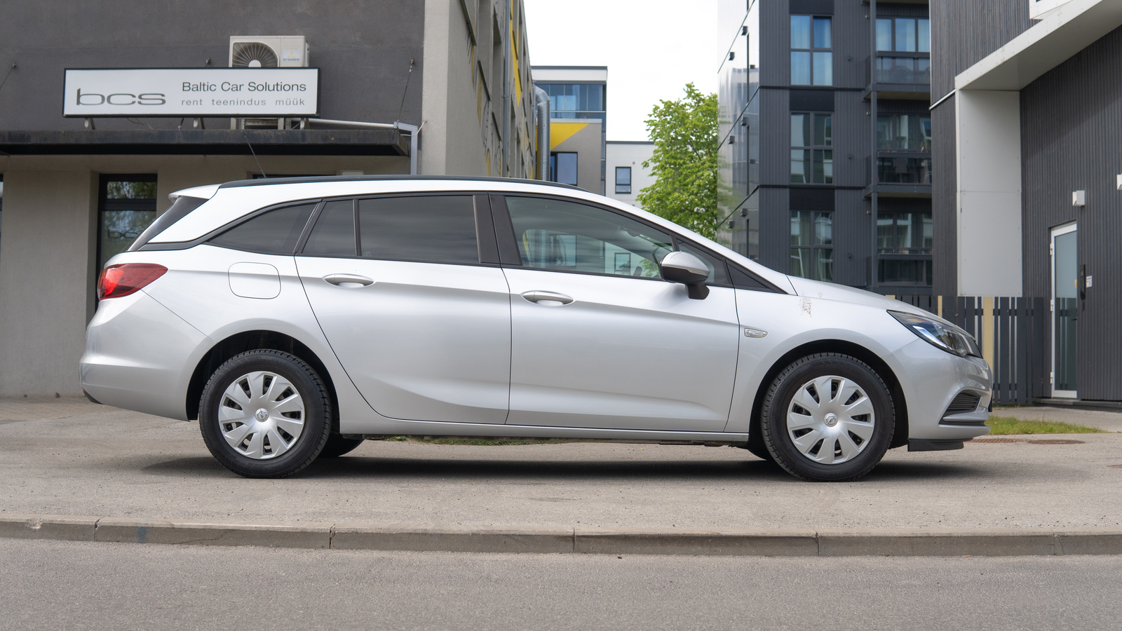 Opel Astra 2016, photo 2/10