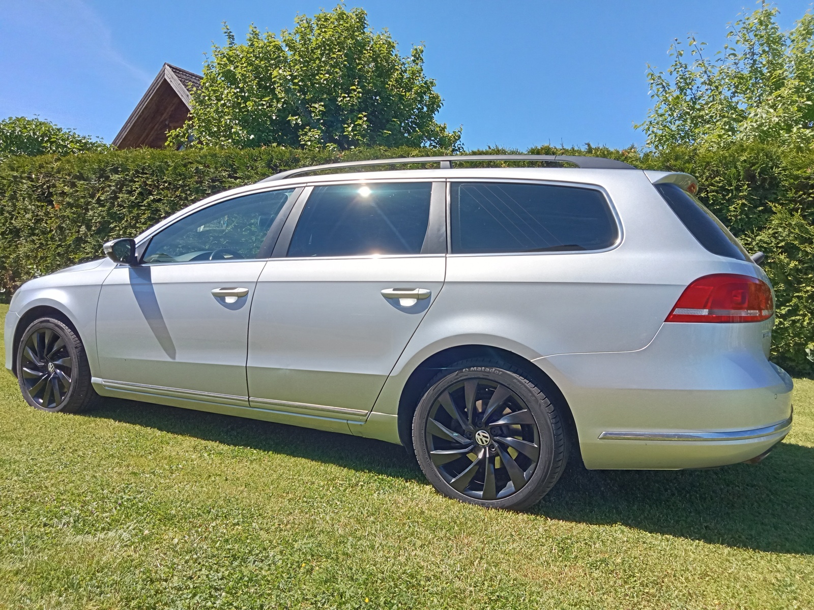 Volkswagen Passat 2012, photo 2/10