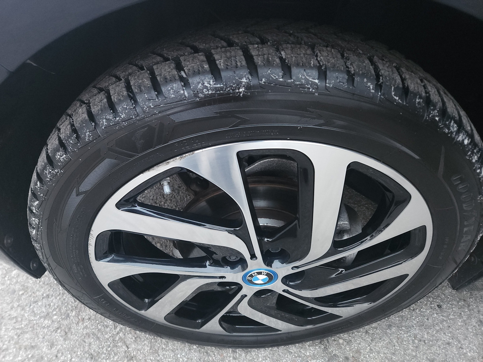 BMW i3 2019, photo 2/10