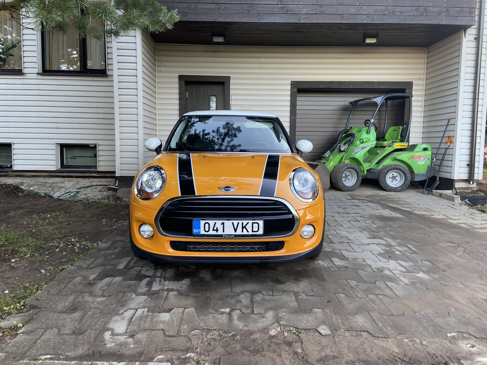 MINI Cooper 1.5 100kW 2015, kuva 2/7