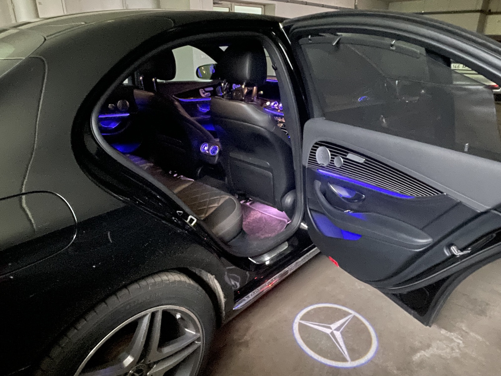 Mercedes-Benz E 220 2017, photo 6/14