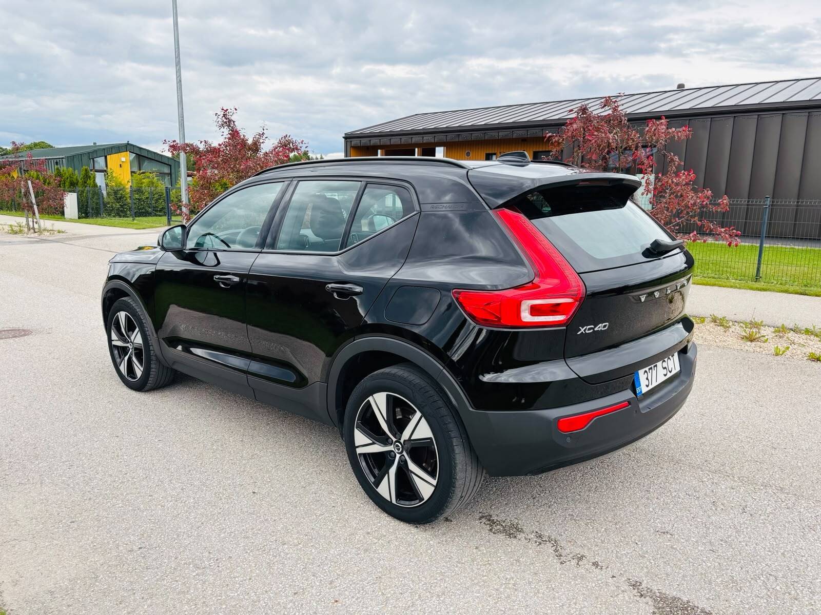 Volvo XC40 2022, kuva 4/10