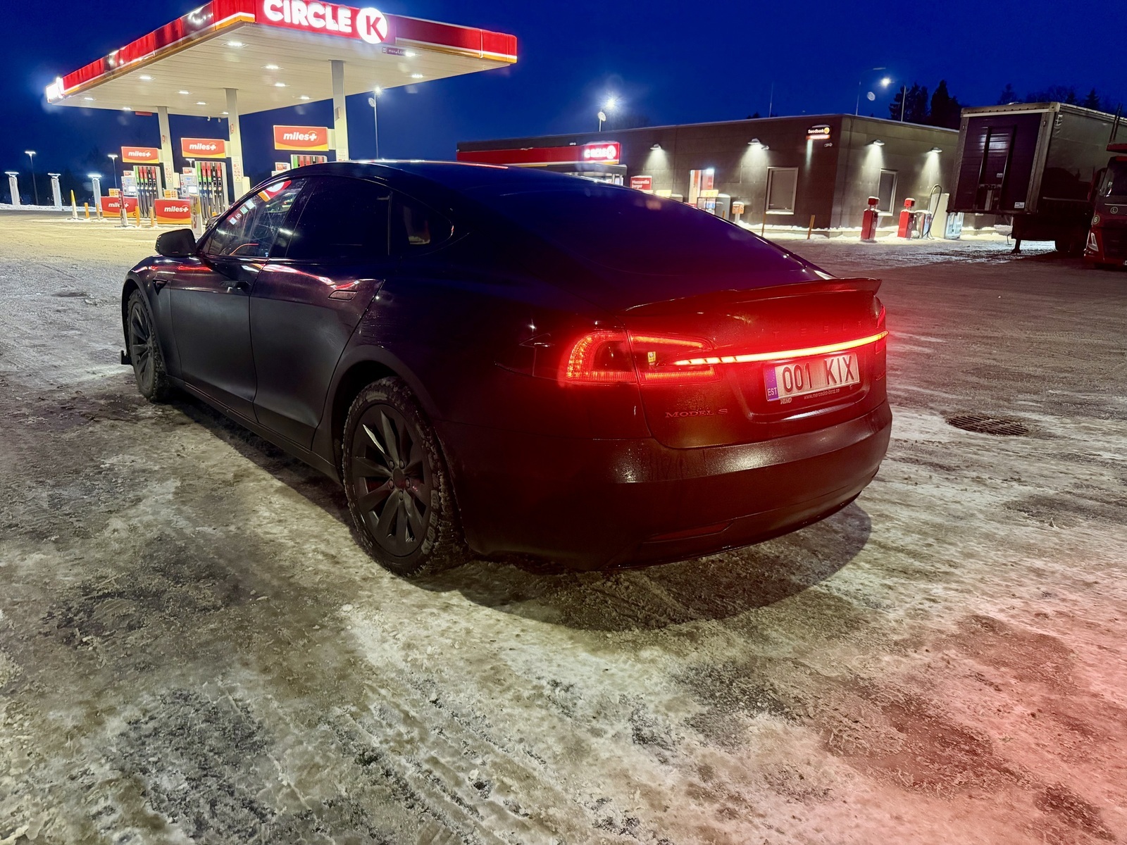 Tesla Model S 2018, photo 4/9