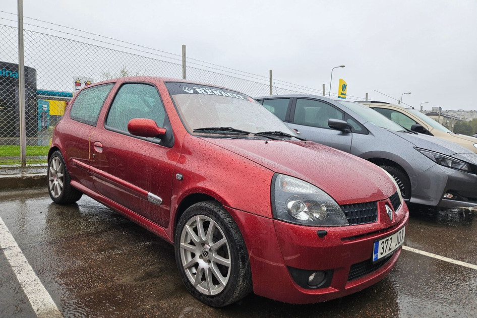 Renault Clio, 2002, 2.0, 124 kW, бензин, механическая, передний привод