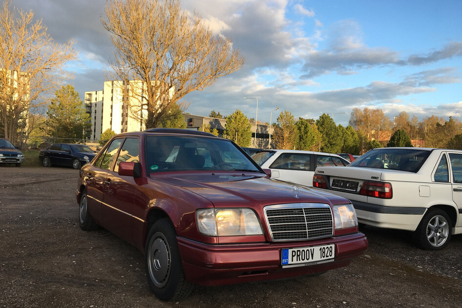 Mercedes-Benz E 200, 1995, 2.0, 100 kW, бензин, автомат, задний привод