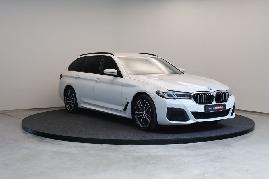 BMW 530, 2021, 2.0, 215 kW, подключаемый гибрид (бензин/электричество), автомат, полный привод