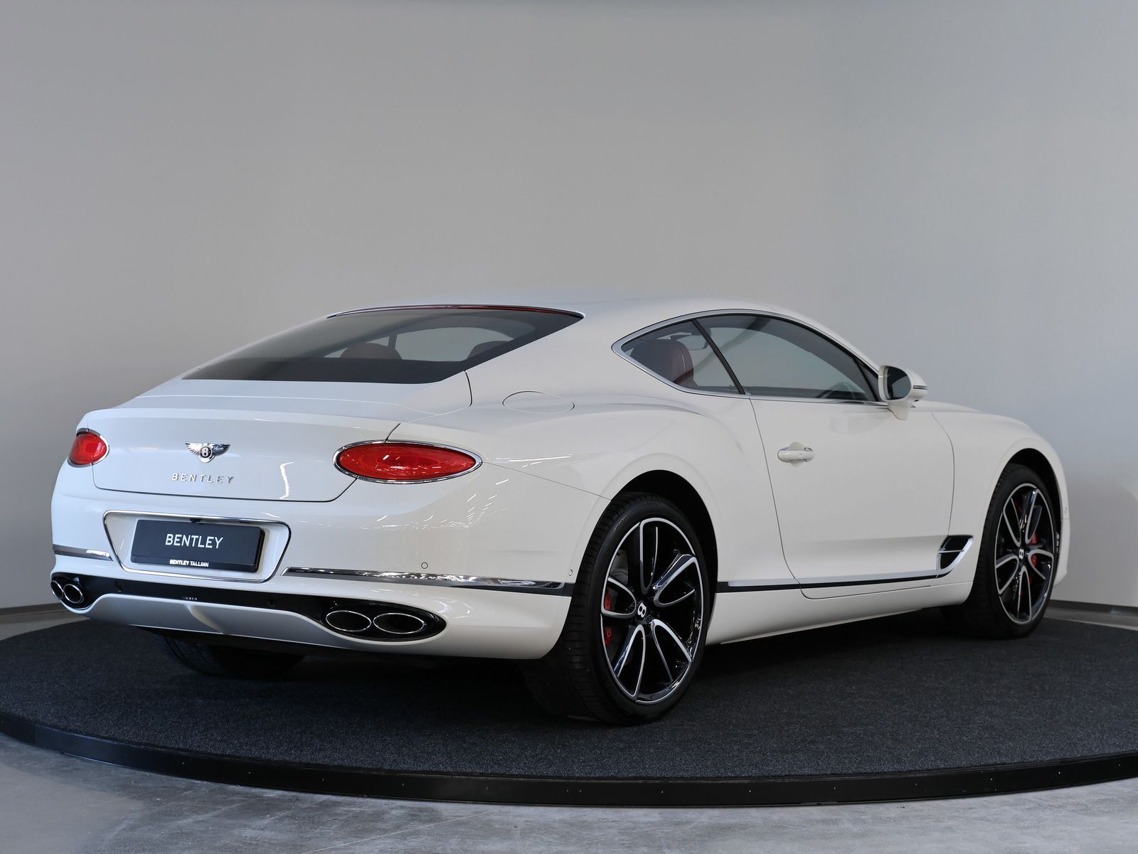 Bentley Continental GT 2020, photo 2/20