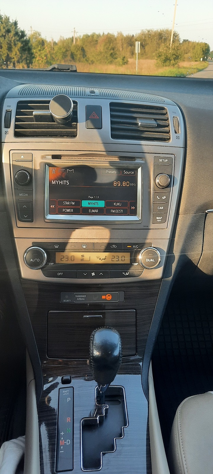 Toyota Avensis 2014, photo 6/7