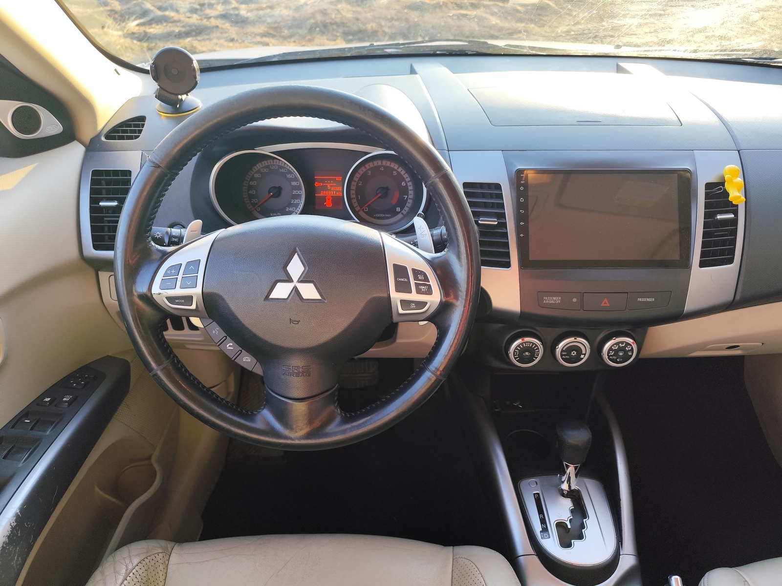 Mitsubishi Outlander 2008, kuva 6/9