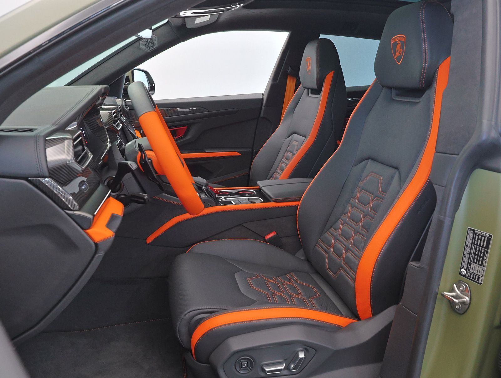 Lamborghini Urus 2026, kuva 7/10