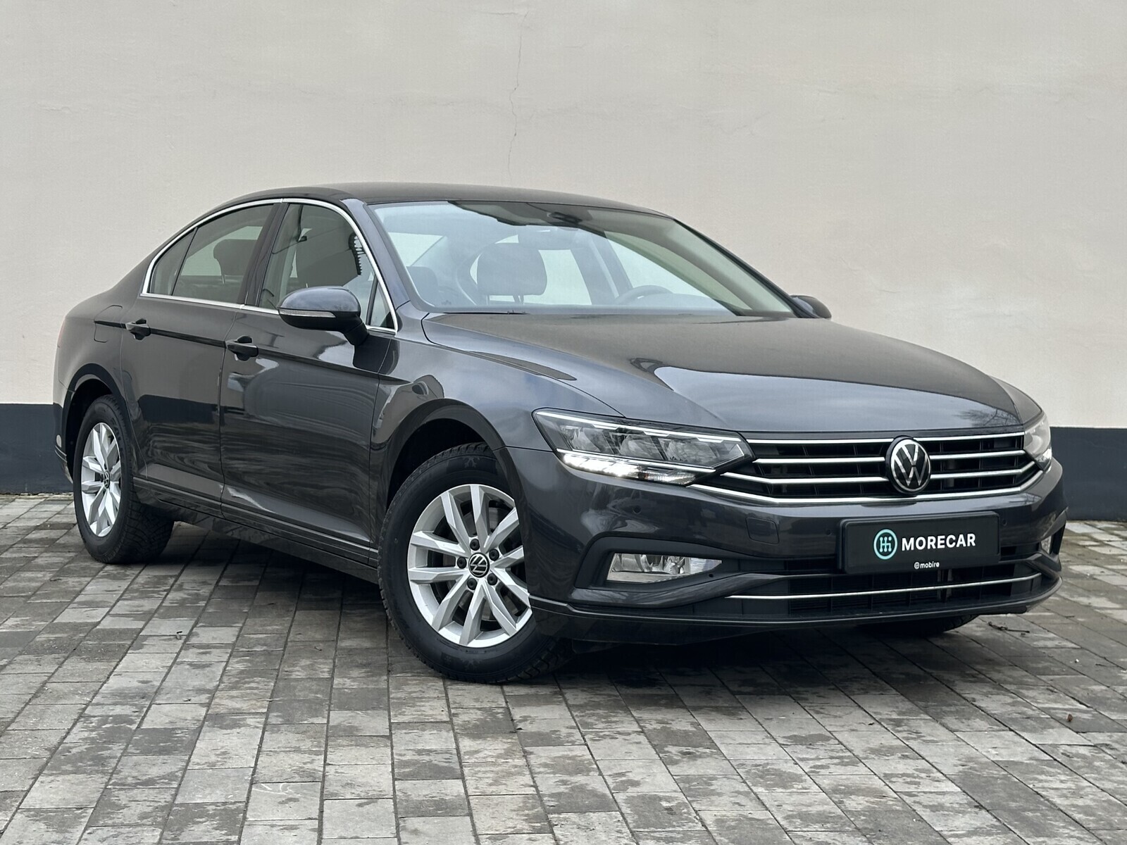 Volkswagen Passat 2023, photo 3/25