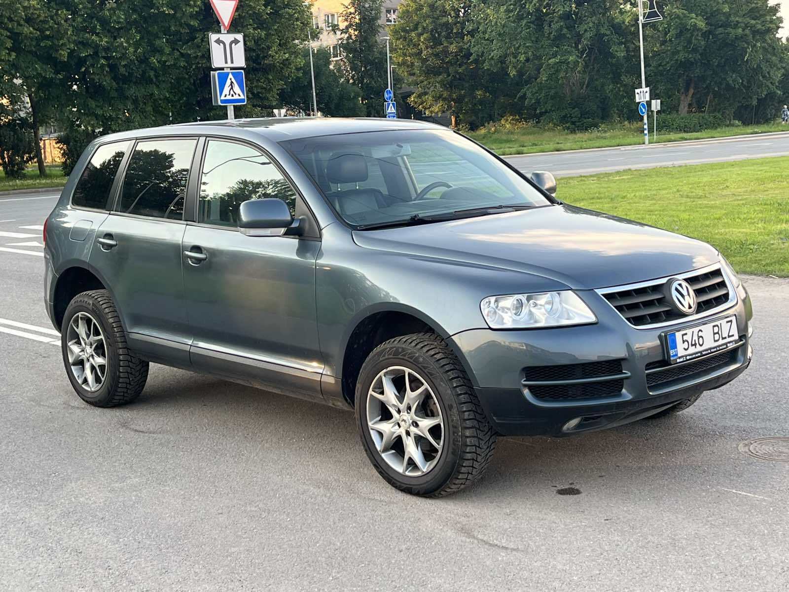 Volkswagen Touareg 2004, kuva 2/11