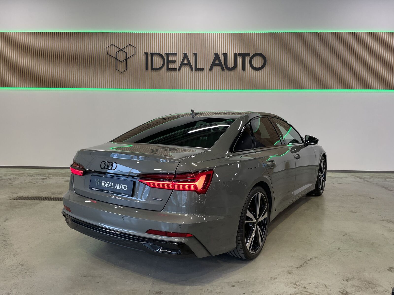 Audi A6 2024, photo 3/22