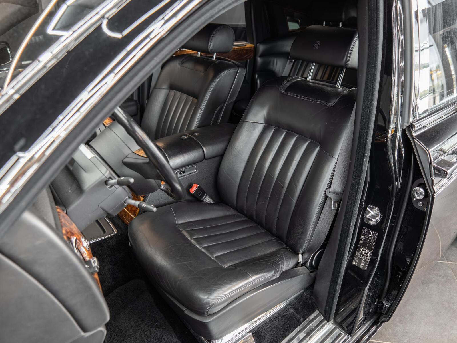 Rolls-Royce Phantom 2006, kuva 6/15