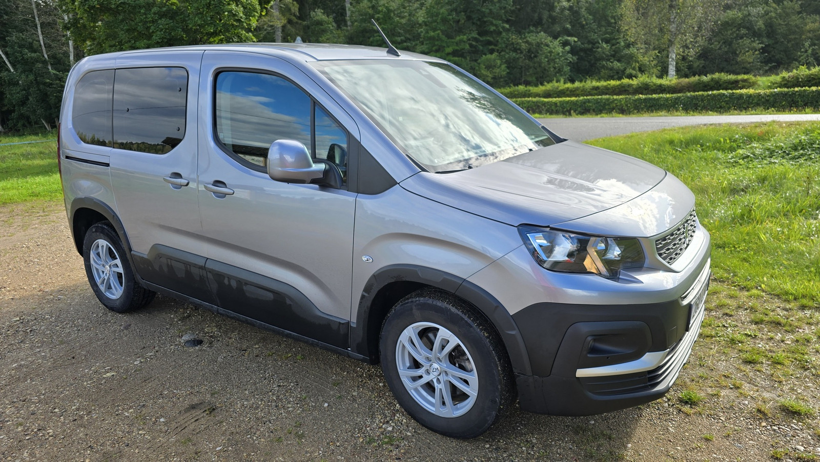 Peugeot Rifter 2021, photo 5/24