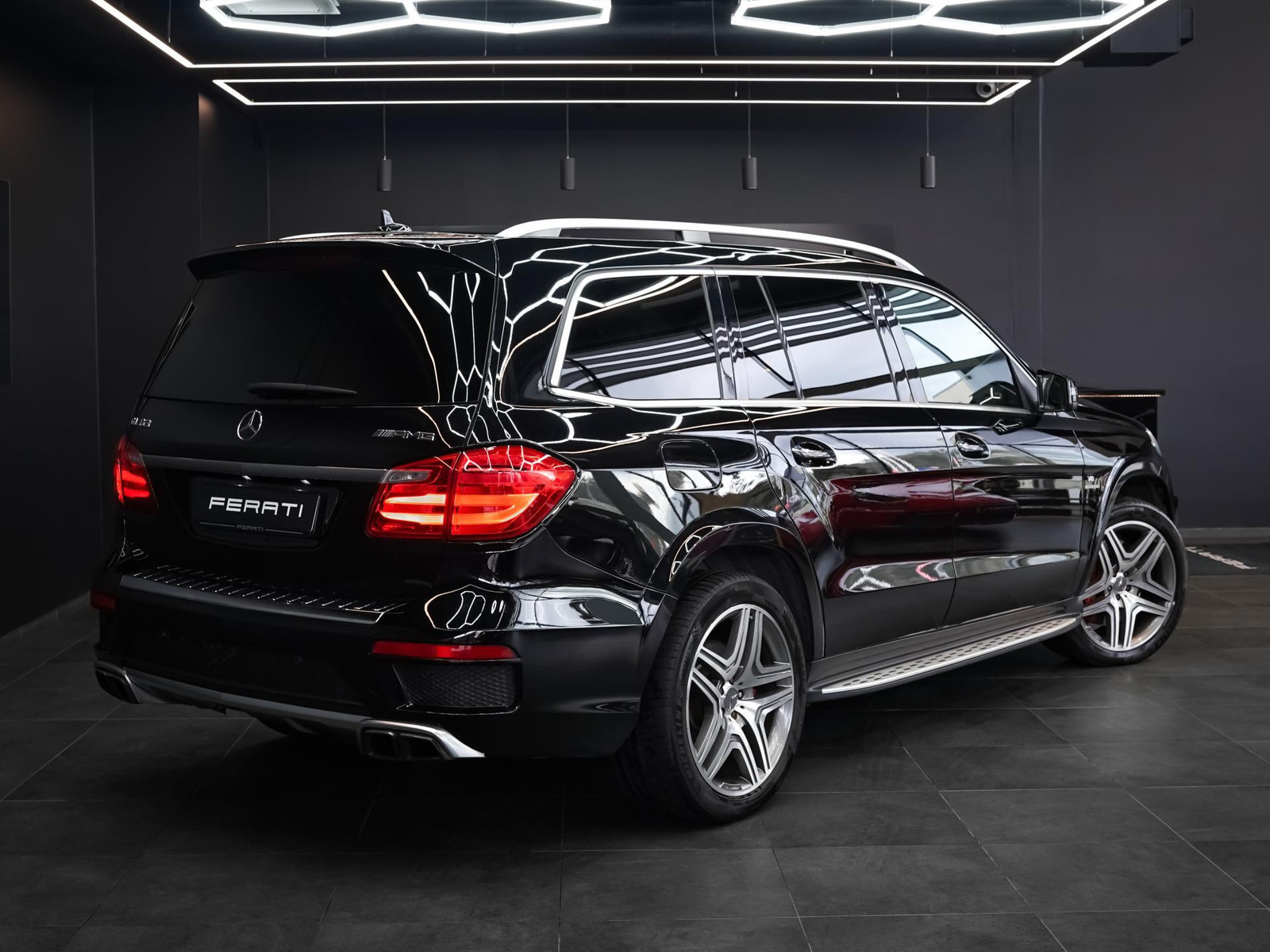 Mercedes-Benz GL 63 AMG 2014, kuva 2/10