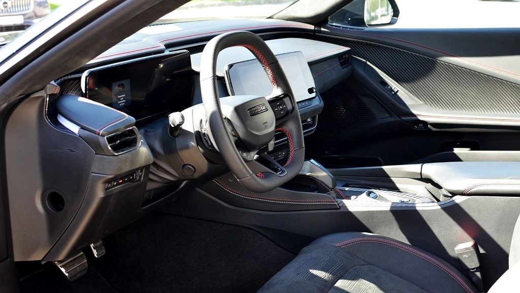 Dodge Charger 2026, photo 5/8