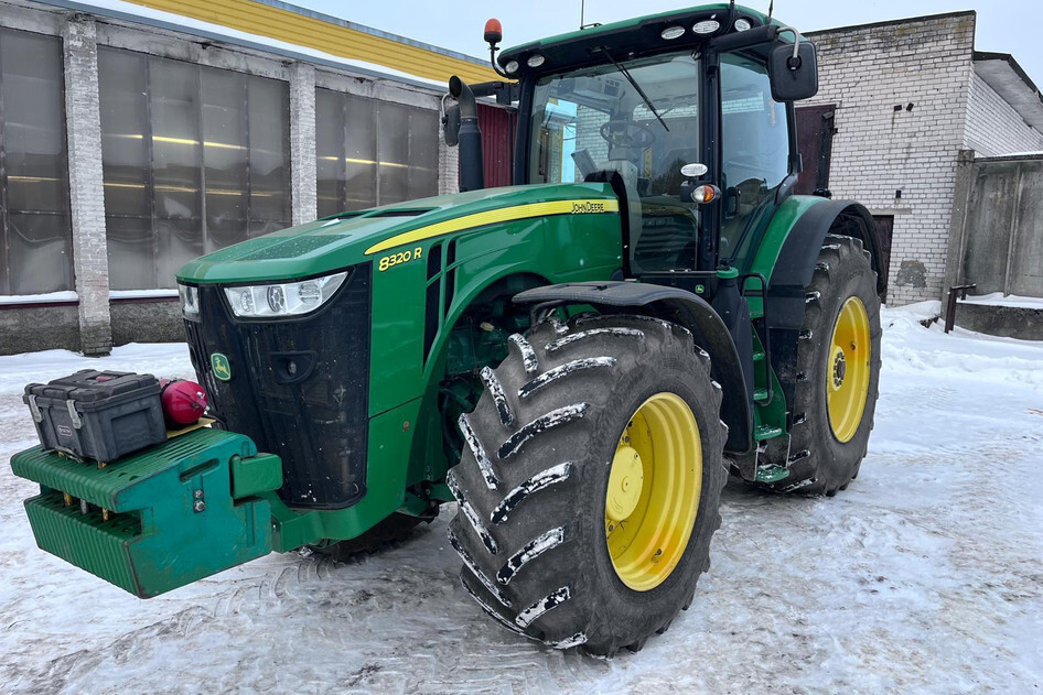 John Deere 8320R, 9.0, 261 kW, дизель, автомат, полный привод
