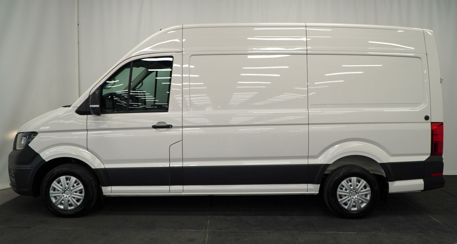 Volkswagen Crafter 2.0 103kW 2024, kuva 3/48