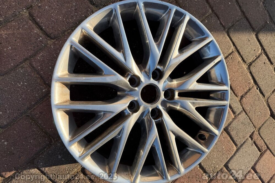 Подержанный легкосплавный диск<br>Jeep  5 x 127