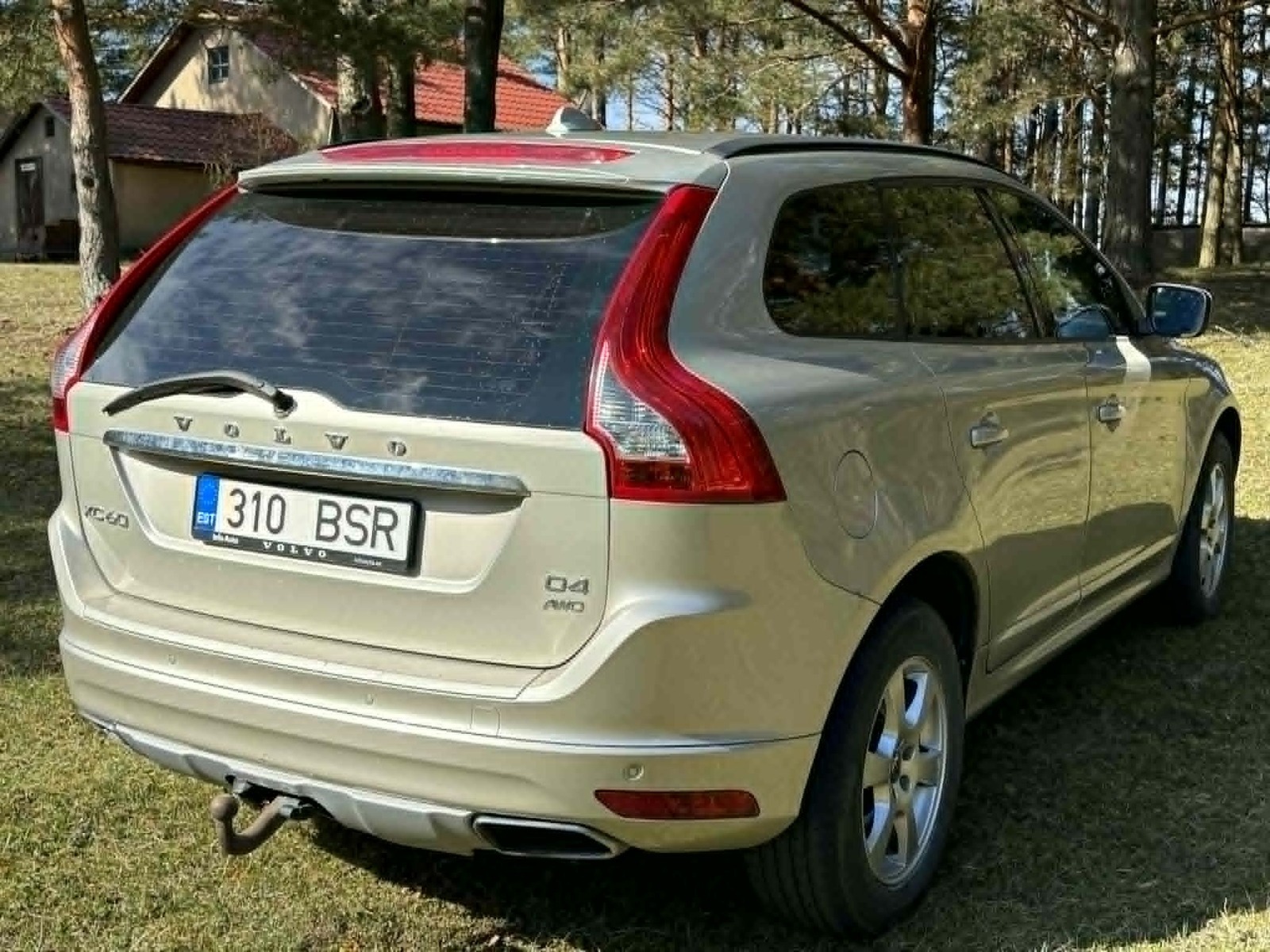 Volvo XC60 2016, photo 4/5