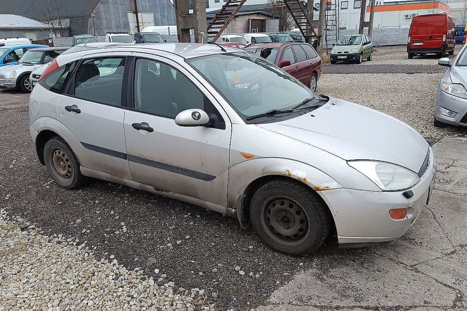Ford Focus, 2001, 1.4, 55 kW, benzinas, mechaninė, priekiniai varomieji ratai