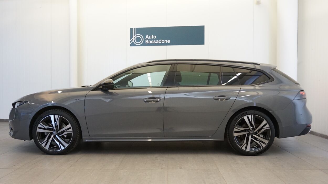 Peugeot 508 2023, photo 3/10