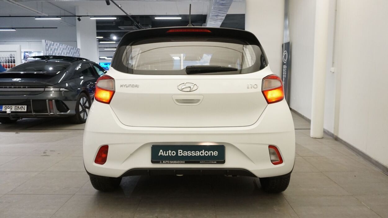 Hyundai i10 1.0 49kW 2021, photo 4/21