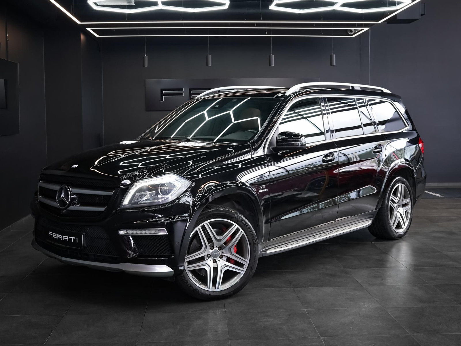 Mercedes-Benz GL 63 AMG 5.5 410kW