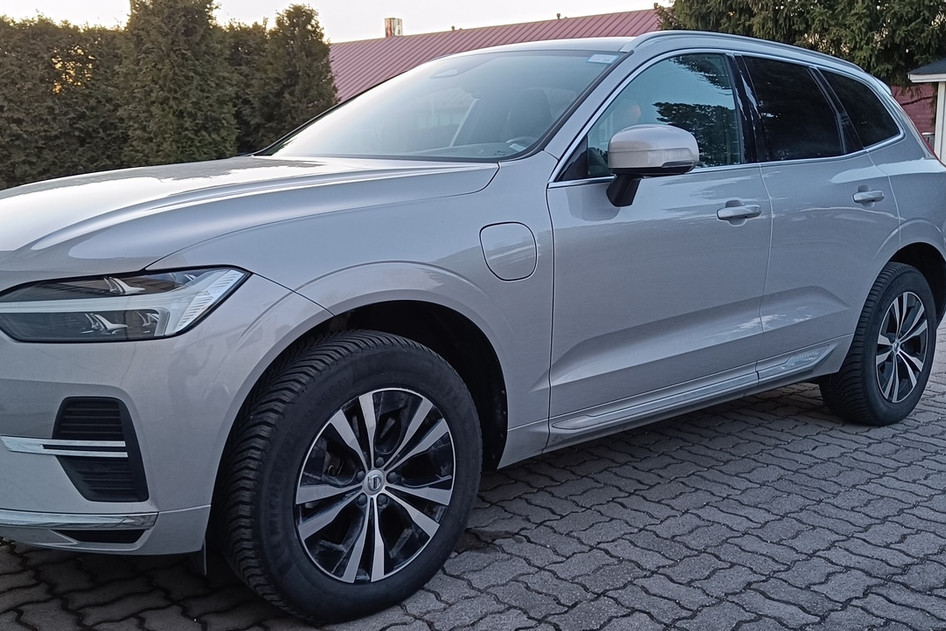 Volvo XC60, 2022, uzlādējams hibrīds (benzīns/elektrība), automātiskā, pilnpiedziņa