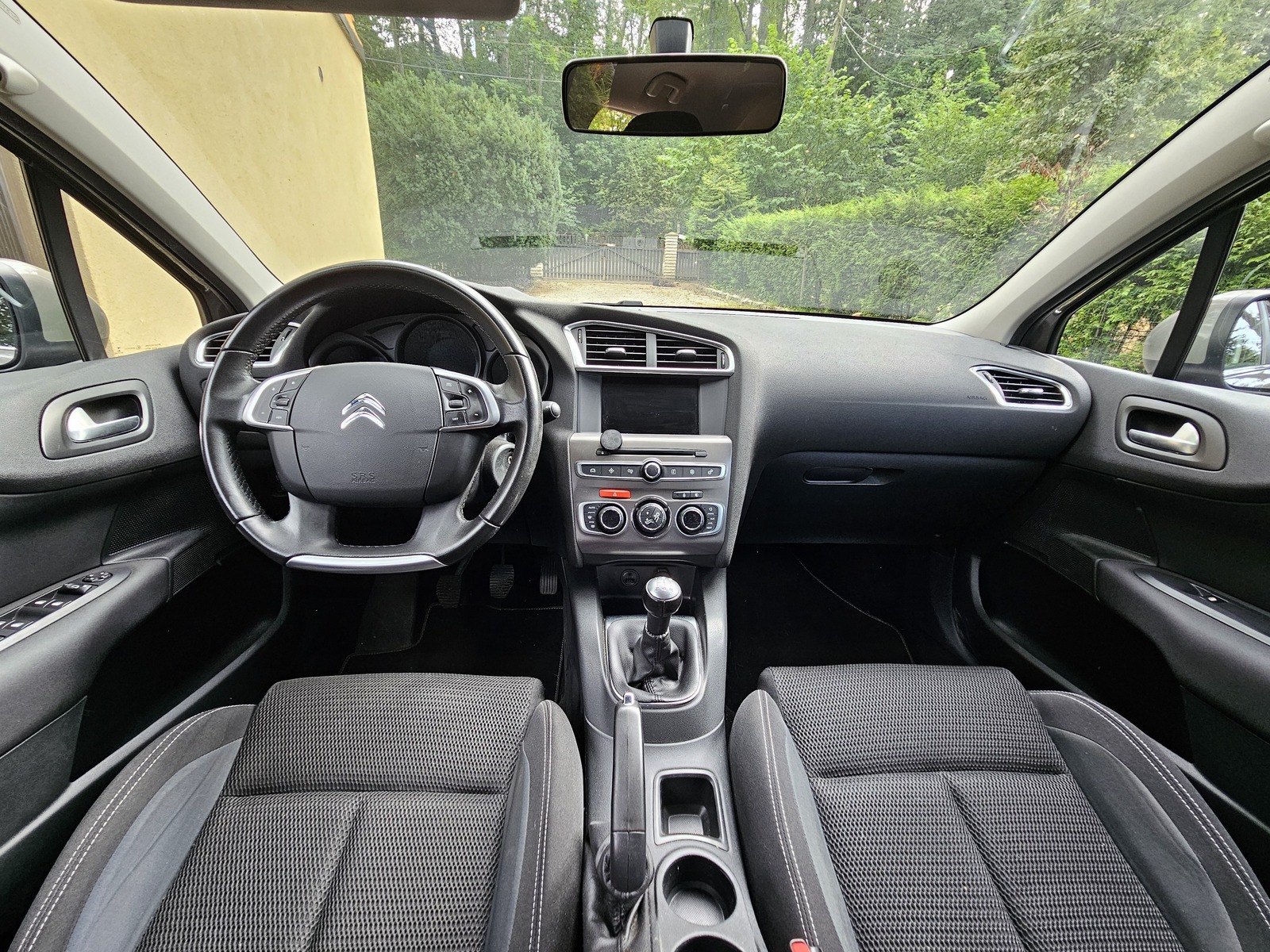 Citroën C4 2018, photo 3/6