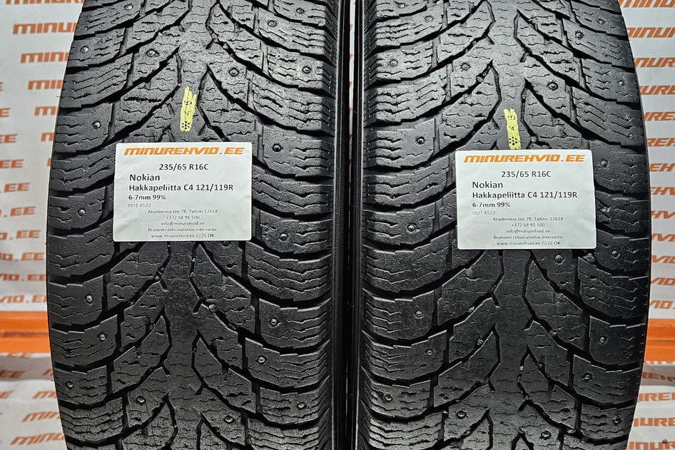 Naudota studded tire 235/65R16 Nokian Hakkapeliitta C4 121/119R