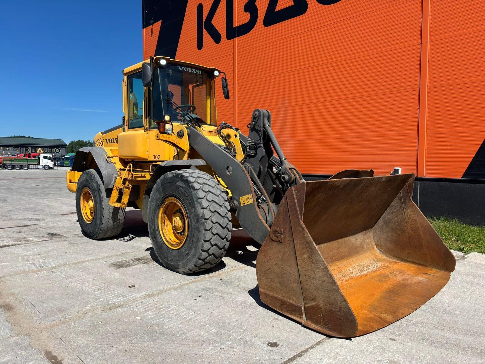 Volvo L 90 E 4x4, photo 4/26