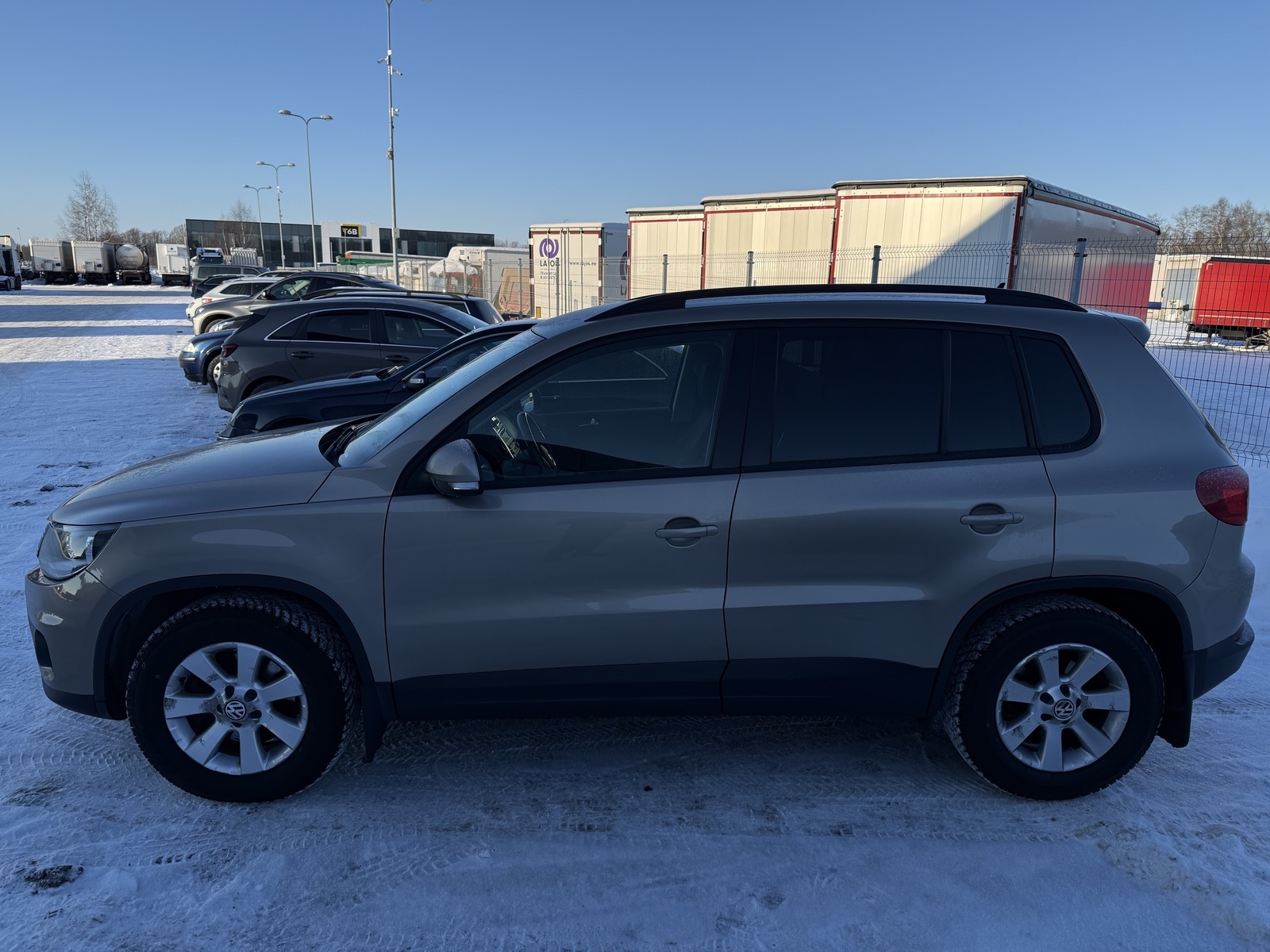 Volkswagen Tiguan 2012, kuva 3/10