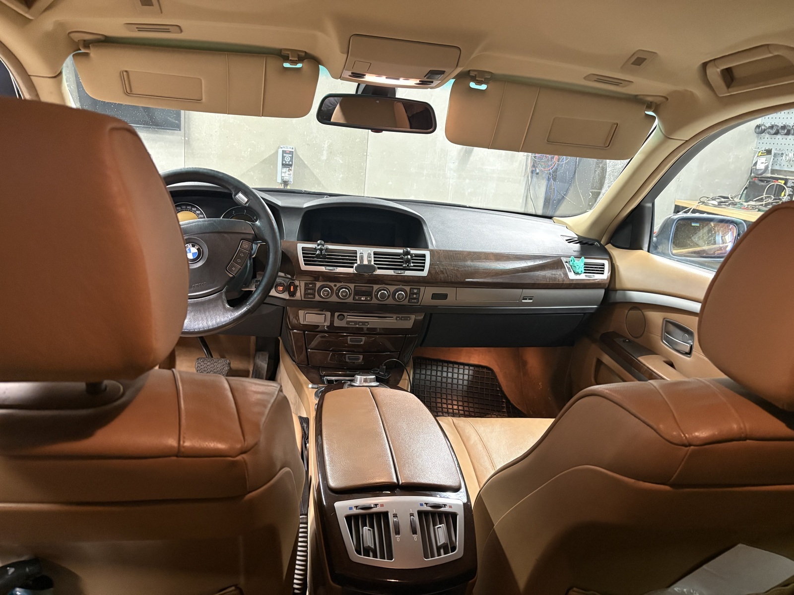 BMW 730 2006, photo 2/9