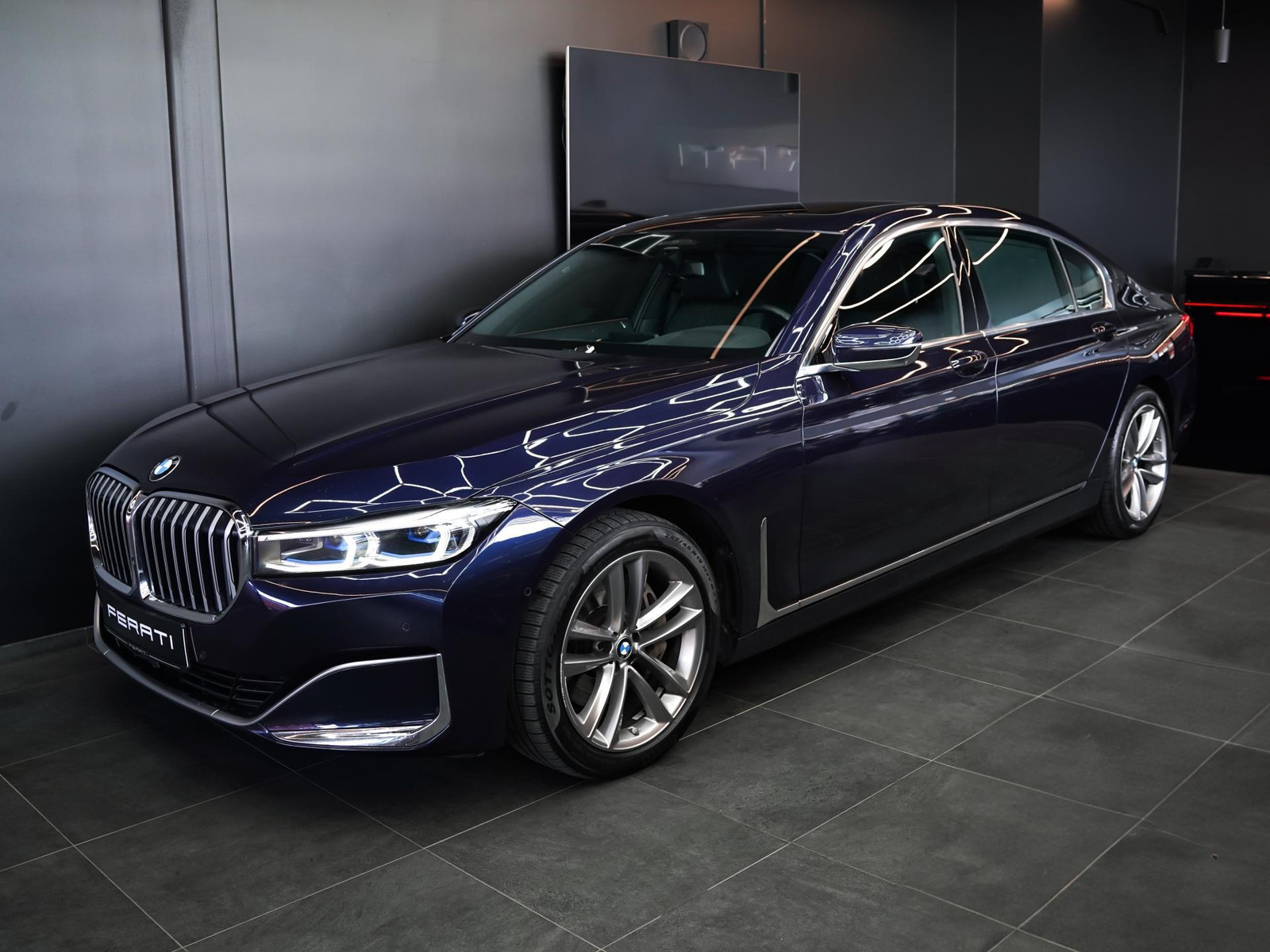 BMW 740 2020, kuva 2/10
