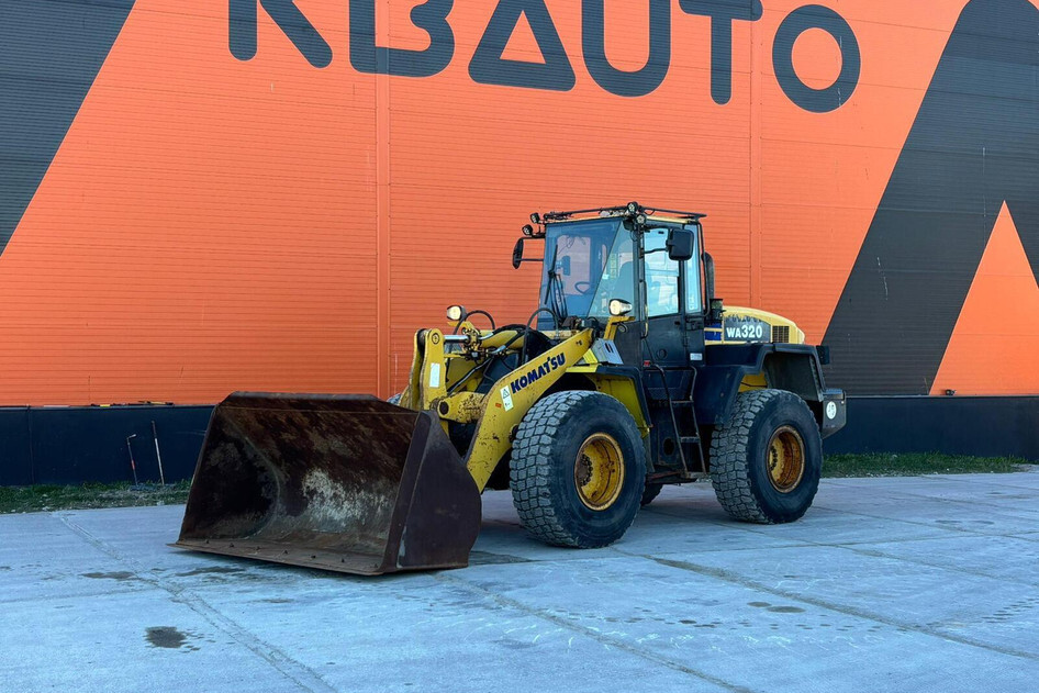 Komatsu WA 320-5, 124 kW, дизель
