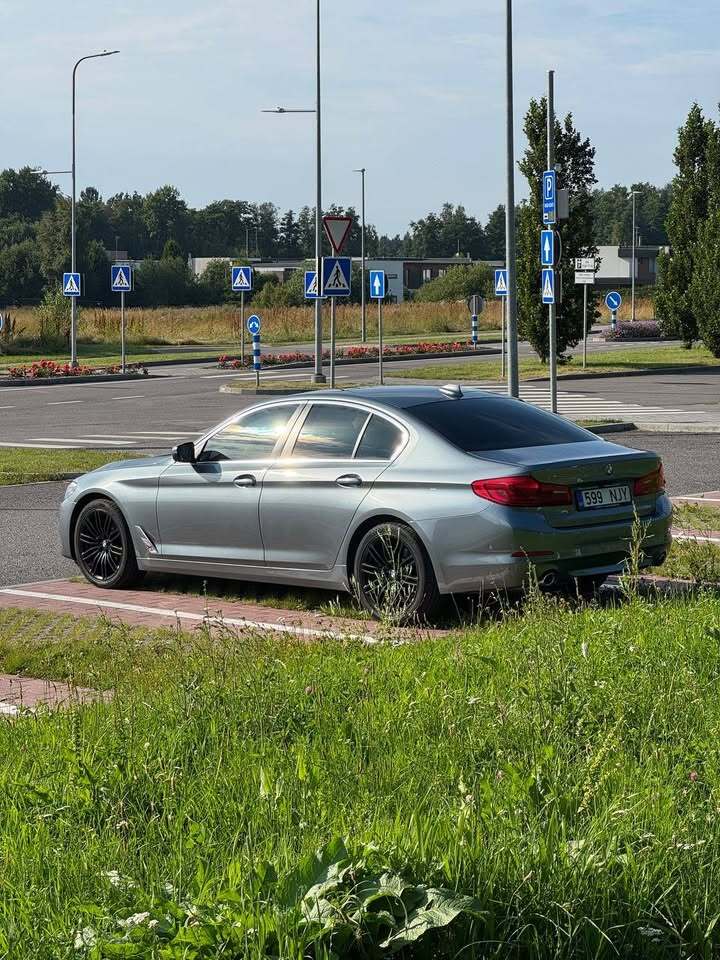 BMW 520 2017, photo 6/17