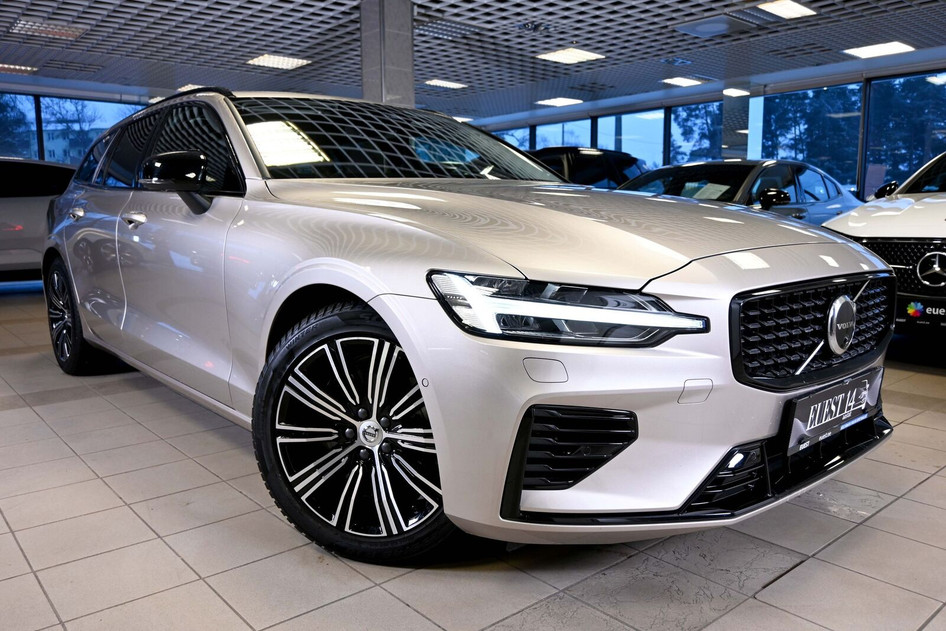 Volvo V60, 2025, 2.0, 186 kW, uzlādējams hibrīds (benzīns/elektrība), automātiskā, pilnpiedziņa