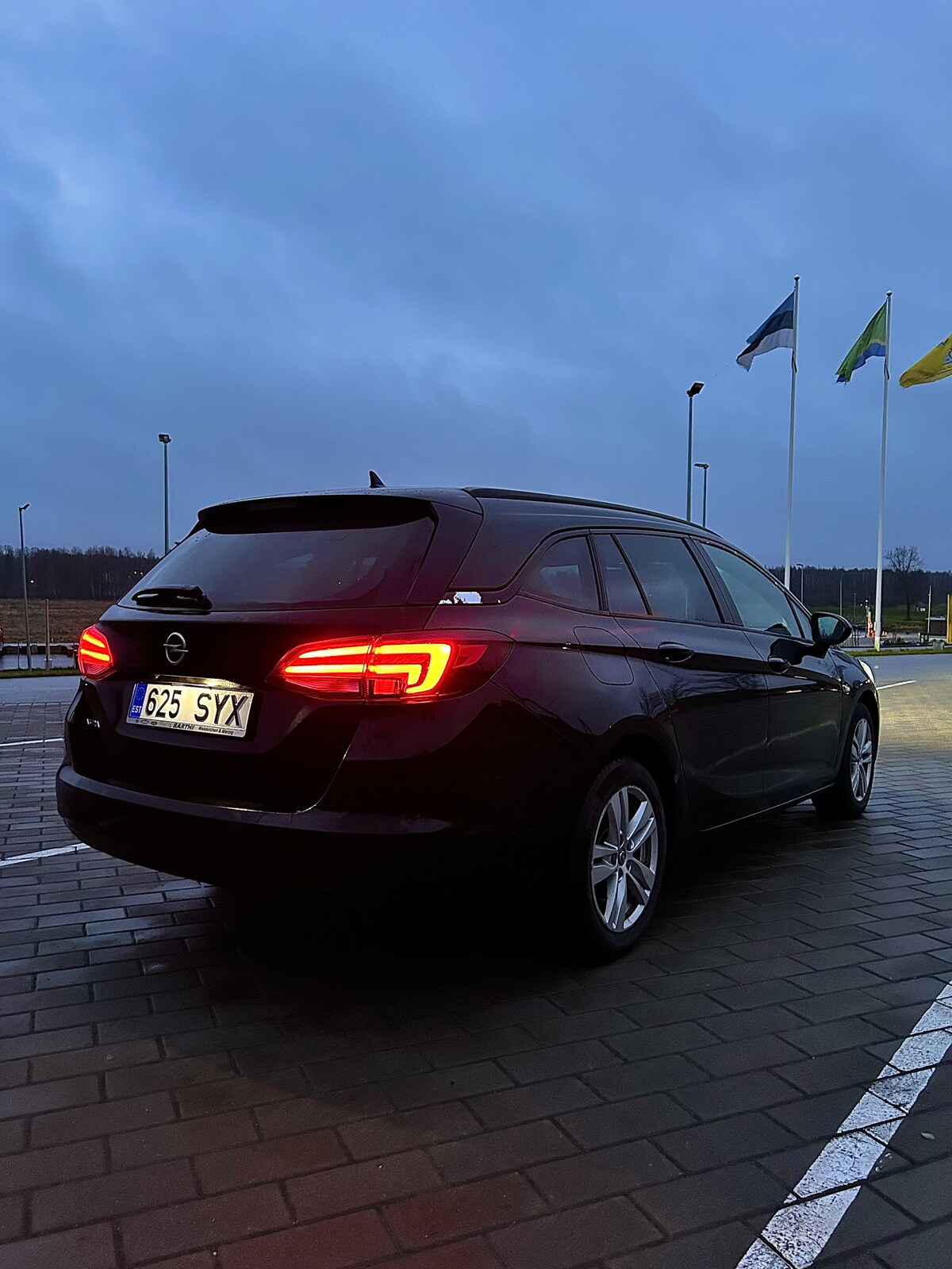 Opel Astra 2019, photo 3/20